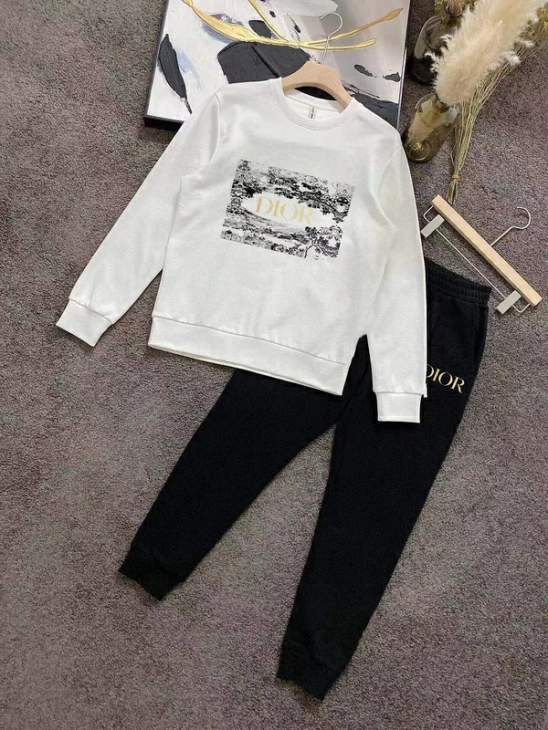 Picture of Dior Sweater Suits _SKUDiorM-5XLkdtr5938890
